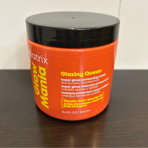Matrix Glow Mania Color Protection Mask 500ml - Picture 3 of 5